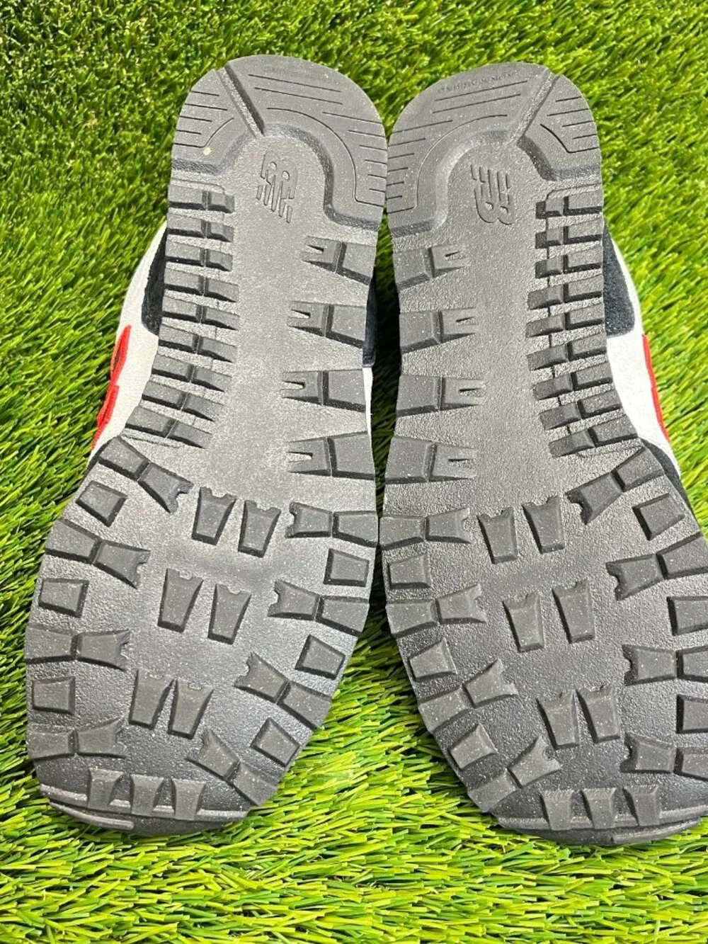 New Balance 574‎ v1 Boys Size 7Y White Black Red Athletic Running Shoes Sneakers